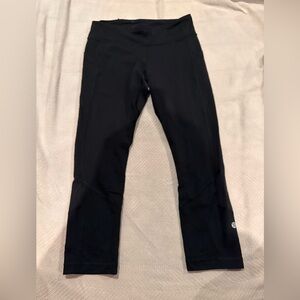 Lulu black cropped leggings